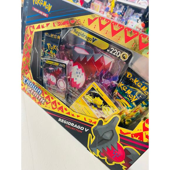 Pokemon TCG: Crown Zenith Collection Regidrago V Collection - Picture 2 of 3